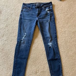 AE ripped jeans 💕